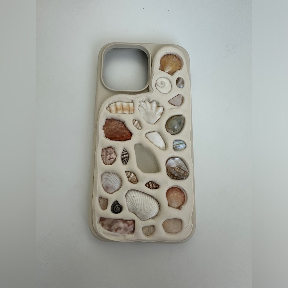 Memor Studio Shell phone case iphone me 14 pro max